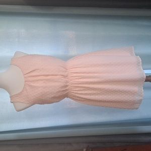 ELLE size 4 Soft Peach Dress